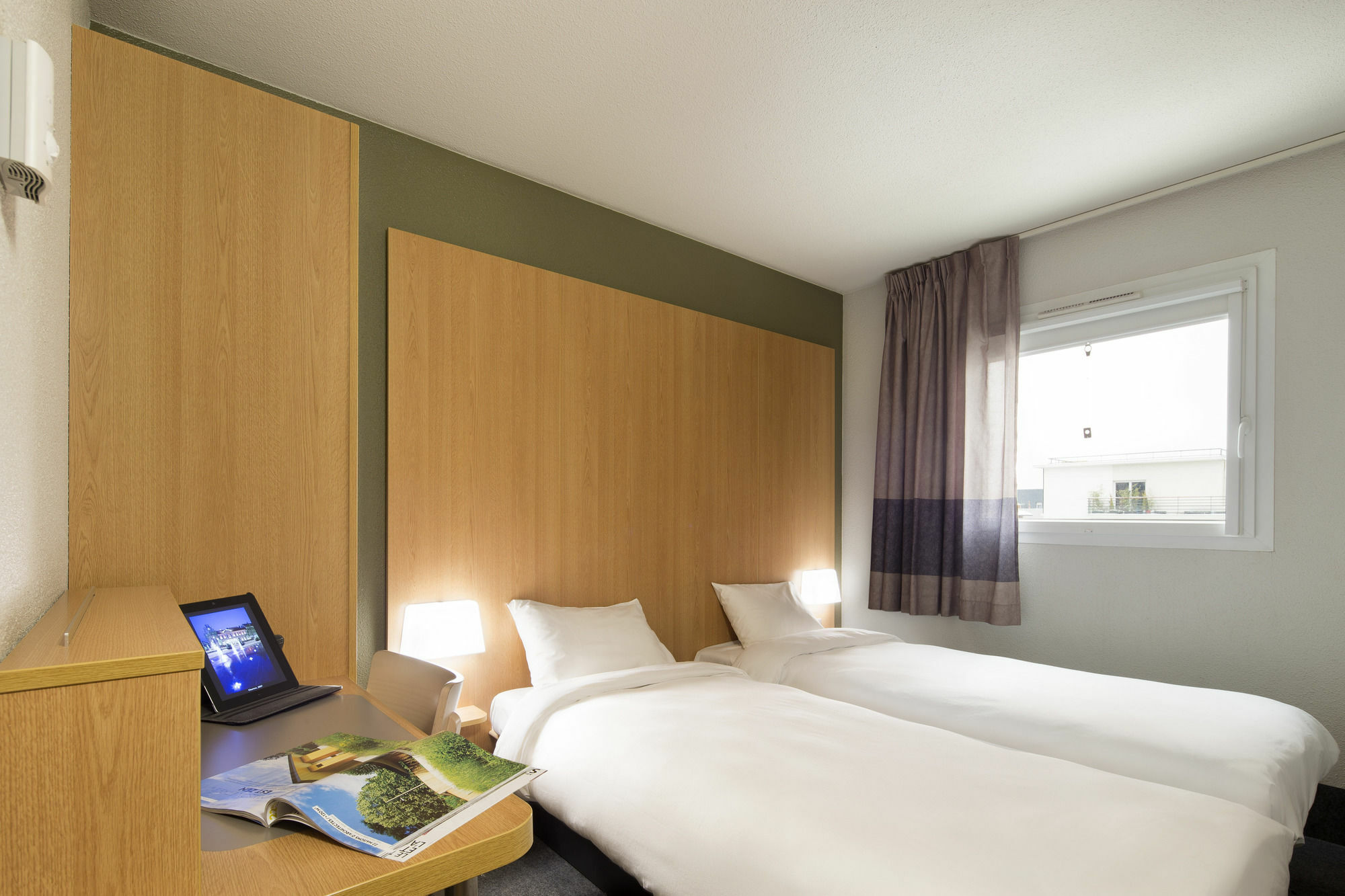 Hotel Inn Design Montluçon Exteriér fotografie